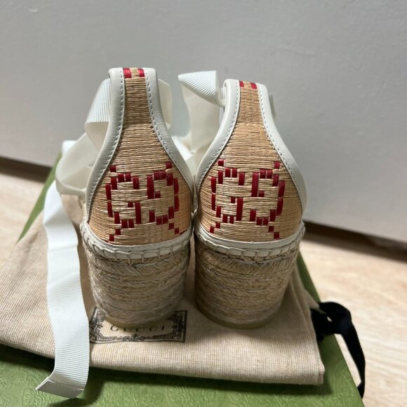 Gucci GG Espadrille Sandals WOMEN - Picture 8 of 9